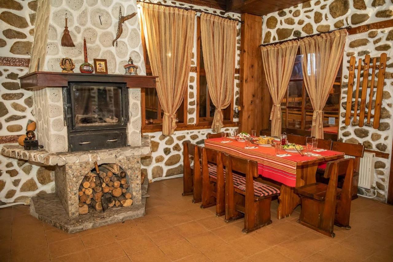 Стария Чинар Мелник酒店 外观 照片